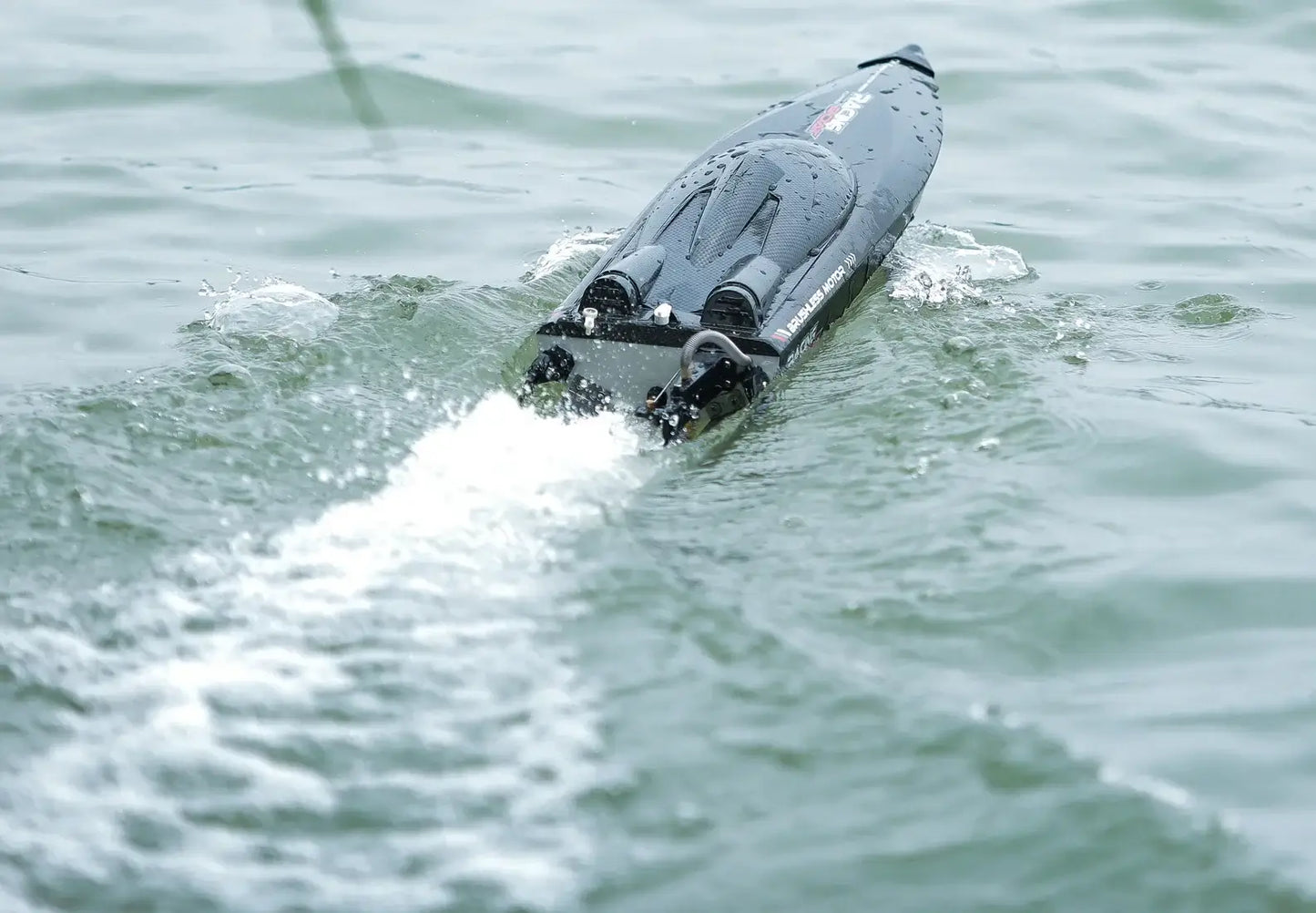 Feilun FT011 FT012 Large RC Speed Boat 2.4G 4WD 55KM/H Remote Control Sportsman Specialty Products