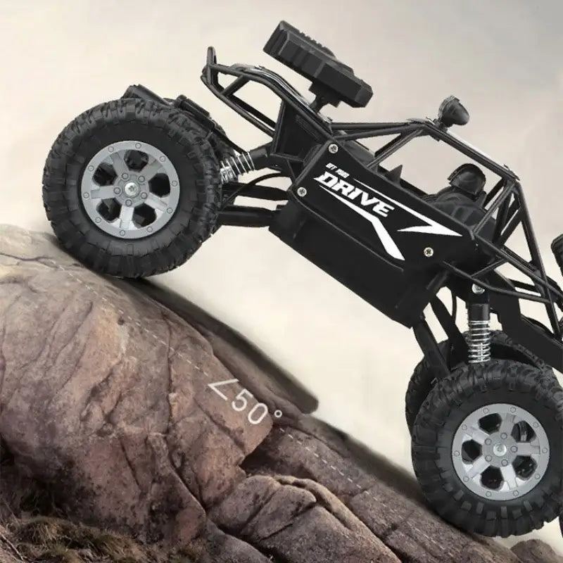 Six Wheel Drive RC CAR Cross-country