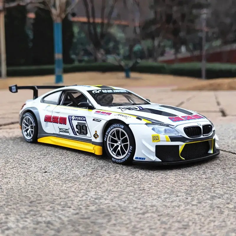 NEW 1:24 BMW M4 GT3 Red Bull M6 BMW CSL Alloy Car Sportsman Specialty Products