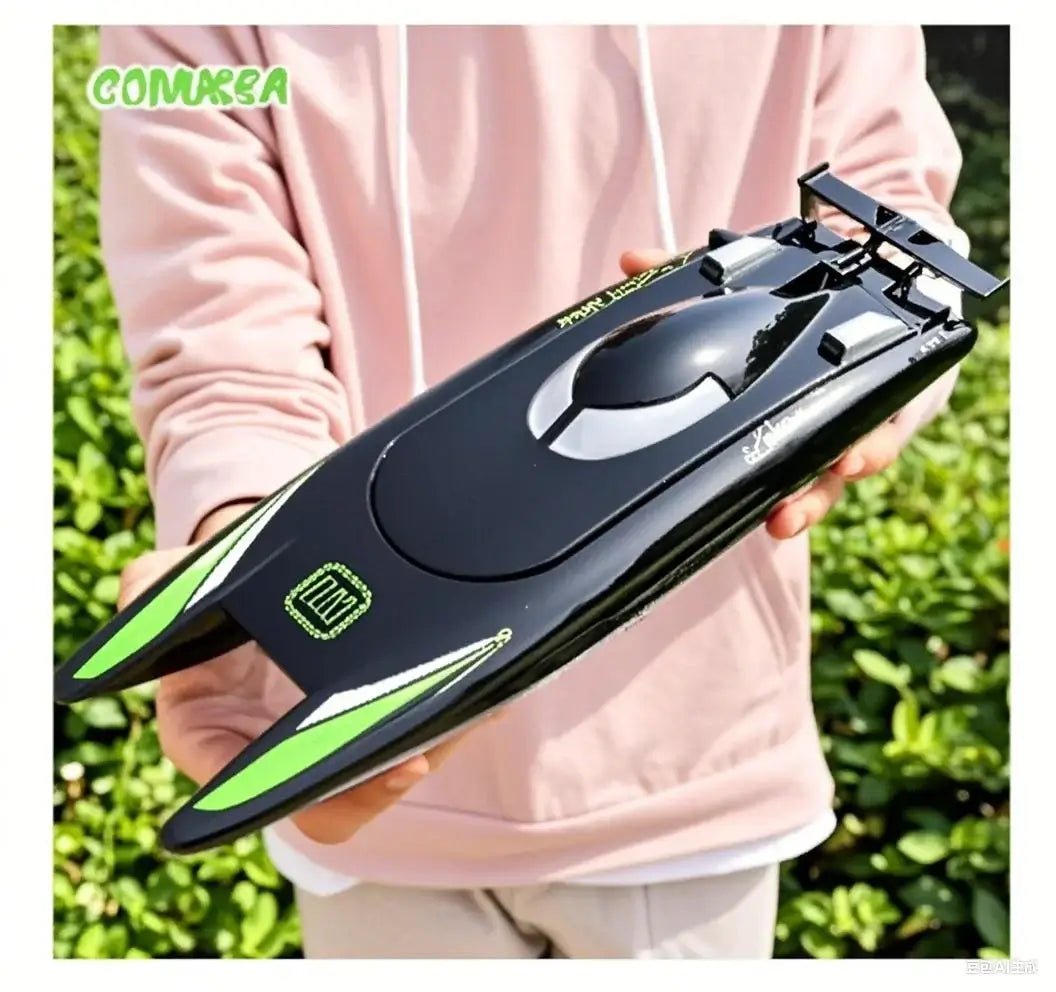 RC Boat, Dual Motors, 2-Channel, 30 KM/H High Speed Sportsman Specialty Products