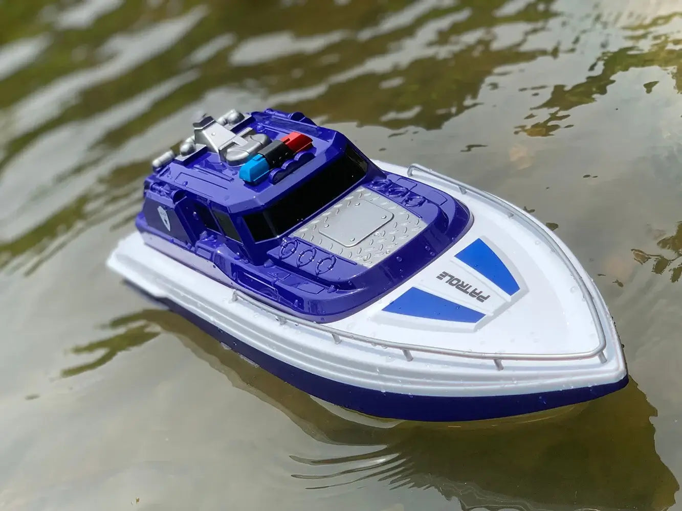 RTR Remote Control Boat H158 H160 Fire Rescue With Water Spray 20km/H Sportsman Specialty Products