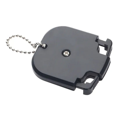 Portable golf stroke counter in black with chain, designed for accurate stroke counting on the course.