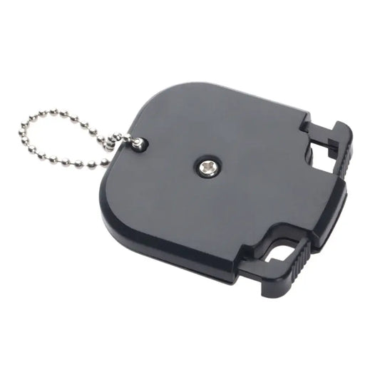 Portable golf stroke counter in black with chain, designed for accurate stroke counting on the course.