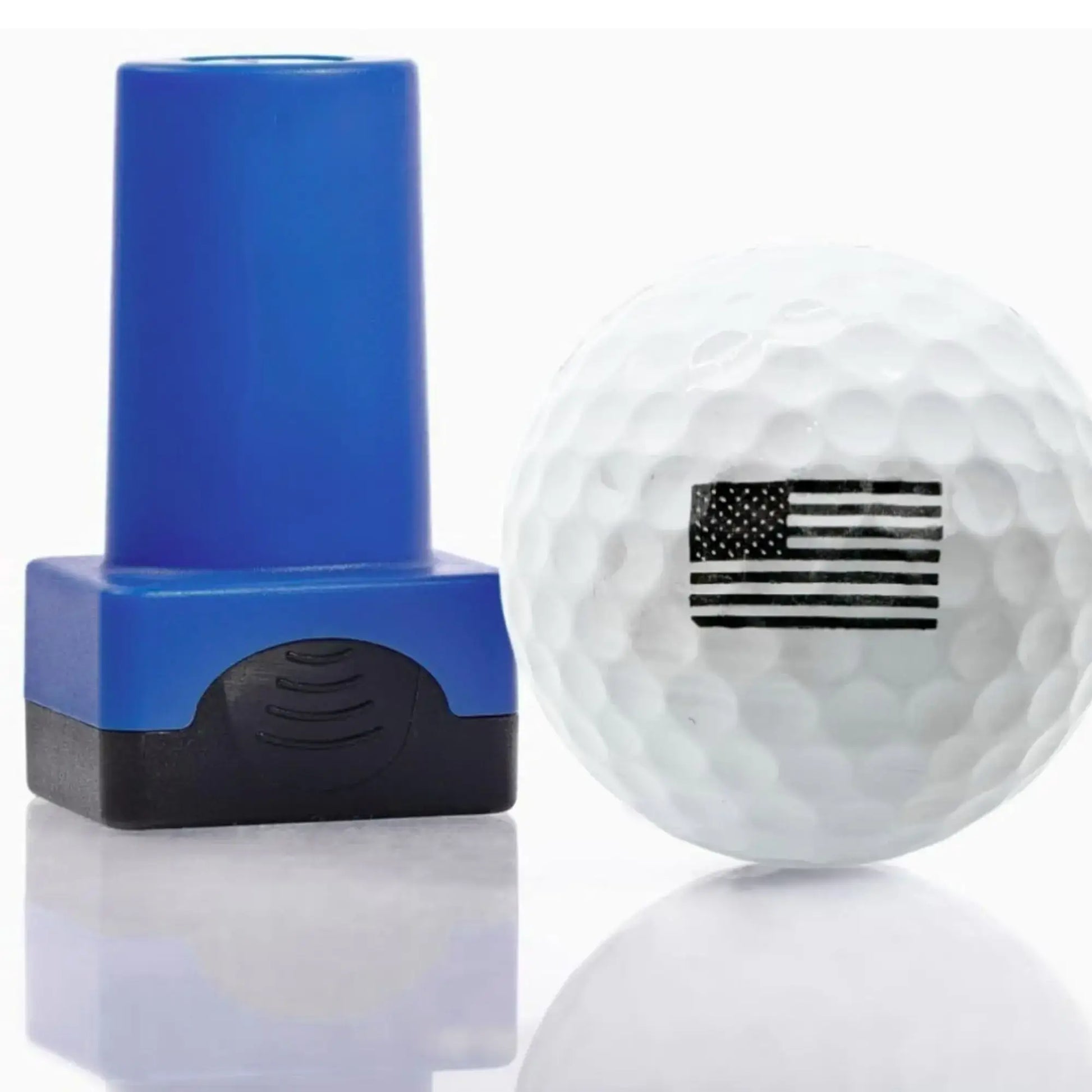 Funny golf ball marker featuring an American flag design, essential for golfers seeking a fun touch on the course.