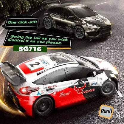 1:24 scale 4WD RC car stunt drifting at 50KM/H
